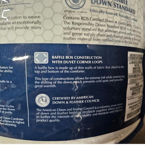 Hotel Grand White Down Comforter, new - Picture 5 of 12